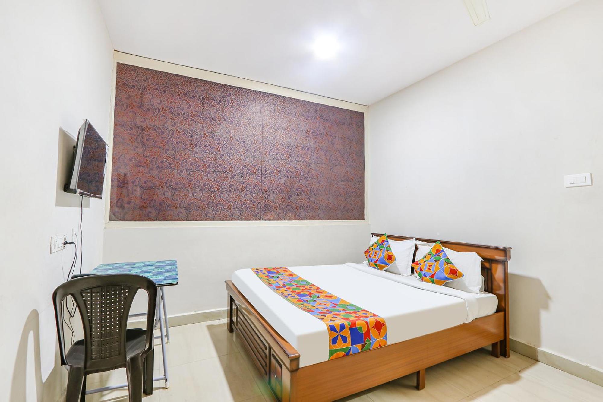 Fabexpress Korner Inn - Sivaji Park Visakhapatnam Buitenkant foto