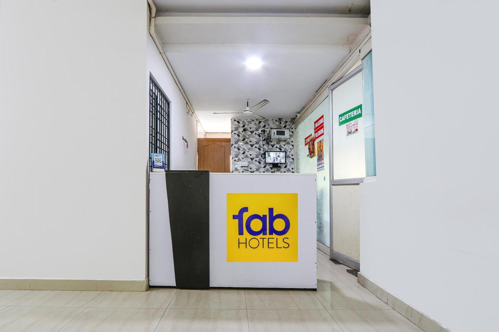 Fabexpress Korner Inn - Sivaji Park Visakhapatnam Buitenkant foto